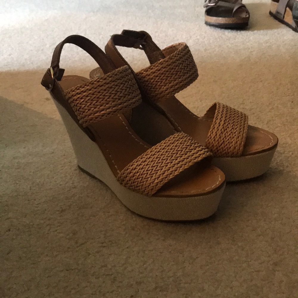 Brown/Tan wedge heels